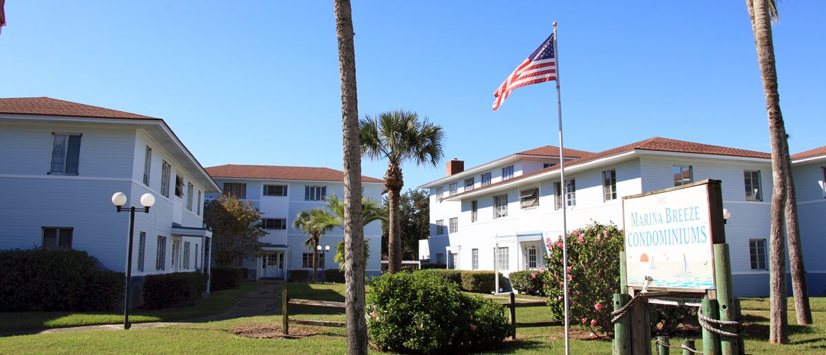 500 S Beach St in Daytona Beach, FL - Building Photo