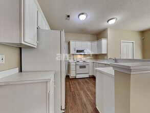 15175 Eric Kyle Dr in Huntersville, NC - Building Photo - Building Photo