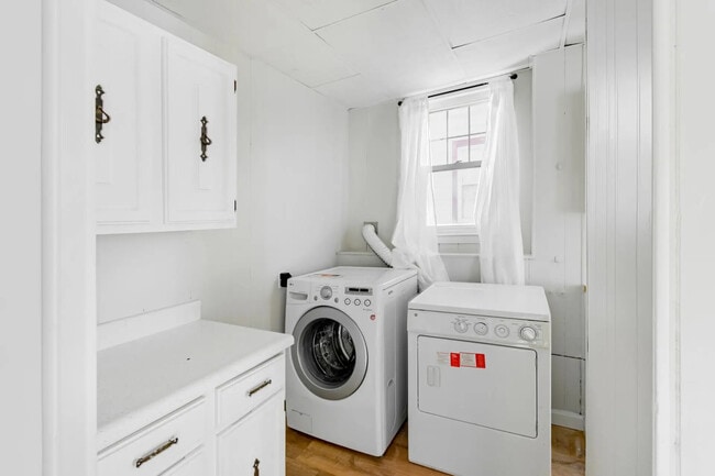 34 Falcon St, Unit 1