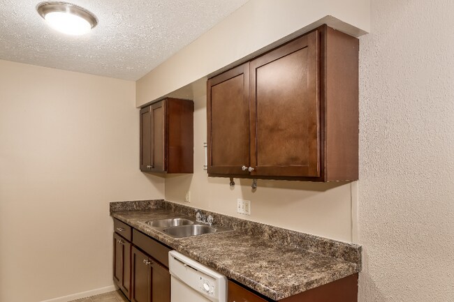 4668 Talmadge Rd in Toledo, OH - Building Photo - Building Photo