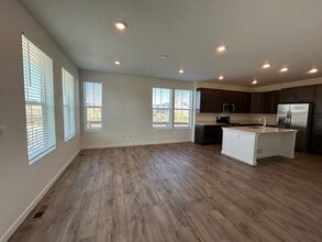 5498 Euclid Dr in Timnath, CO - Building Photo - Building Photo