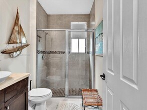 3752 NW 85th Terrace in Pembroke Pines, FL - Building Photo - Building Photo