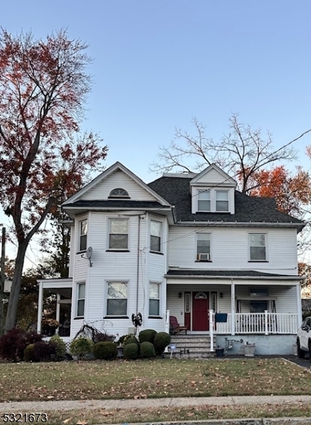 203 E 3rd Ave in Roselle, NJ - Building Photo