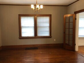 302 Melrose Ct in Iowa City, IA - Building Photo - Building Photo