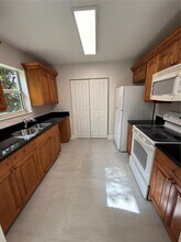 7620 NW 38th Ct in Hollywood, FL - Building Photo - Building Photo