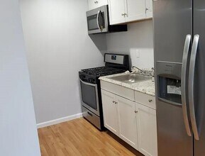 5234 1/2 Lincoln Ave, Unit Single Unit in Los Angeles, CA - Foto de edificio - Building Photo