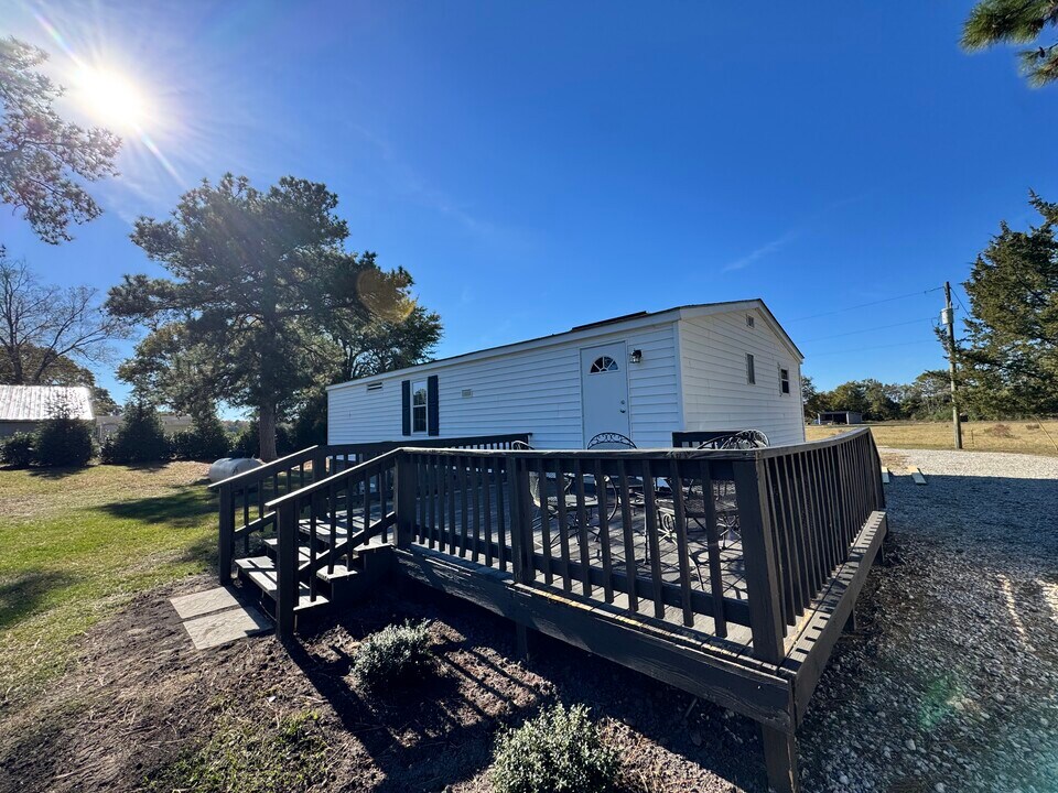 3739 Whispering Pines Dr in La Grange, NC - Building Photo