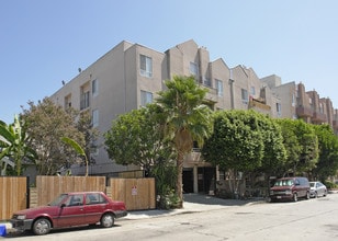 1234 N Las Palmas Ave in Los Angeles, CA - Building Photo - Building Photo