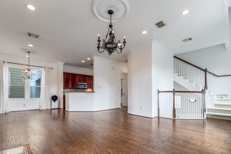 5208 Blossom St in Houston, TX - Building Photo - Building Photo