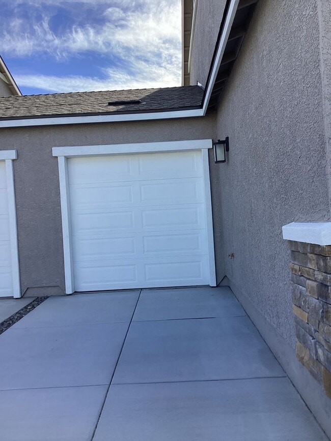 872 Orchard Rock Dr in Reno, NV - Building Photo - Building Photo