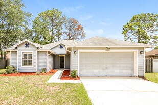 3827 Star Leaf Road in Jacksonville, FL - Building Photo