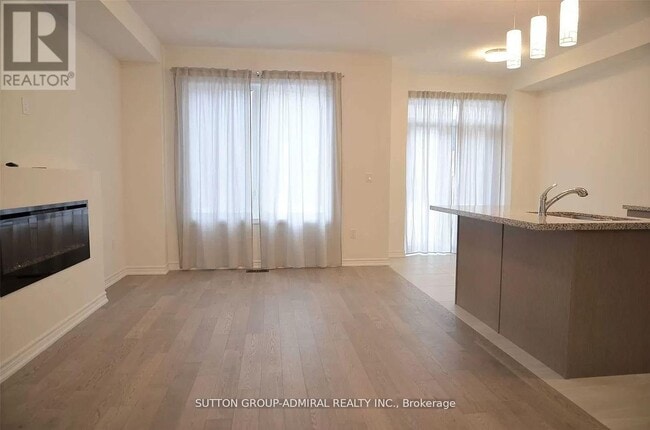 1475 Blackmore St in Innisfil, ON - Building Photo - Building Photo