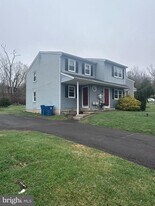 28 Winard Cir in Sellersville, PA - Building Photo