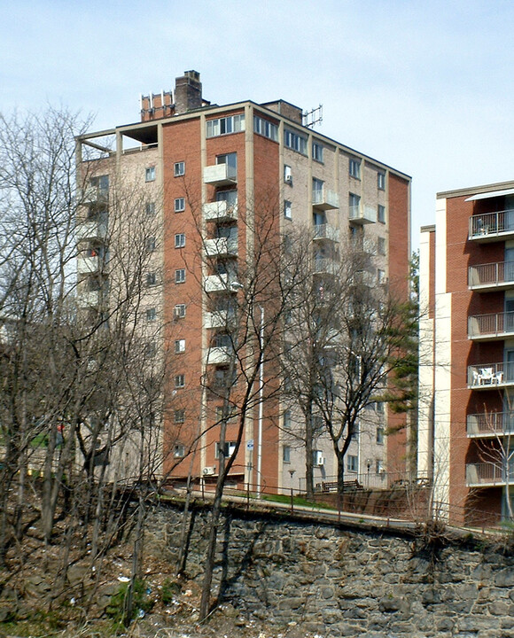 Francis Walter House in Easton, PA - Building Photo