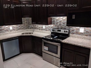 229 Ellington Rd-Unit -Unit: 229-02 in East Hartford, CT - Building Photo - Building Photo