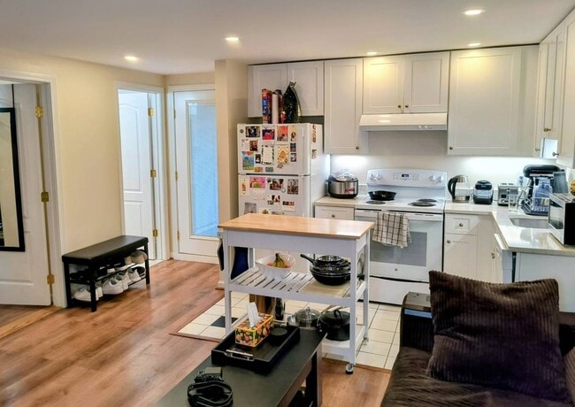 property at 15 Lopez St