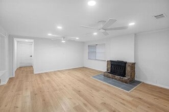 24 Sophia Dr in Pottsboro, TX - Building Photo - Building Photo
