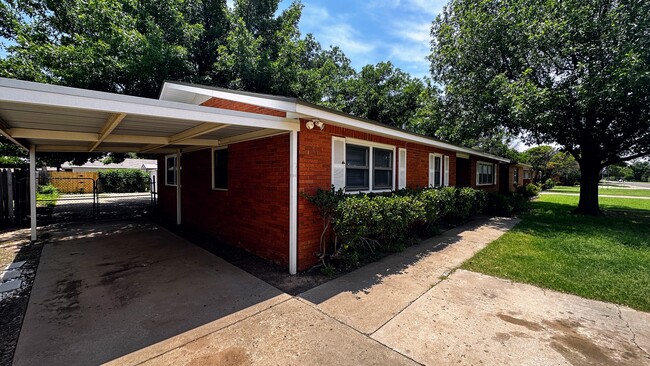 3813 48th St in Lubbock, TX - Building Photo - Building Photo