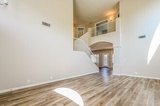 2110 E Behrend Dr in Phoenix, AZ - Building Photo - Building Photo