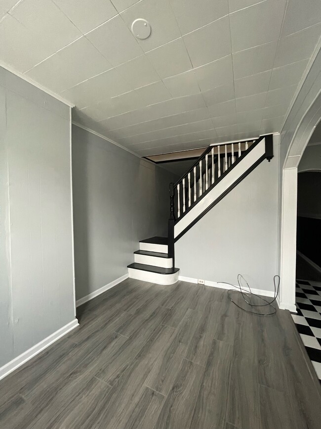 1324 James St in Baltimore, MD - Building Photo - Building Photo