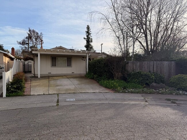 1408 Mello Pl in Davis, CA - Building Photo - Building Photo