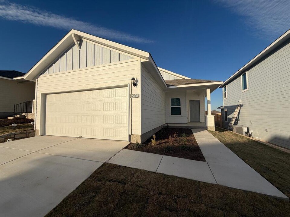 2708 Towy Rd in Pflugerville, TX - Building Photo