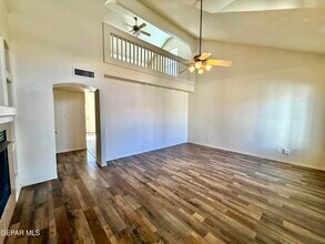 436 Oakhurst Ln in Horizon City, TX - Building Photo - Building Photo