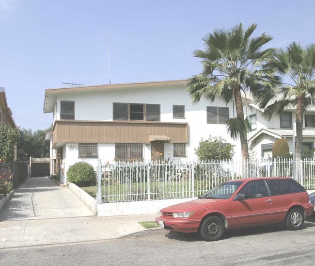 1401 S Van Ness Ave in Los Angeles, CA - Foto de edificio - Building Photo