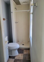 206 Main St in Mohrsville, PA - Building Photo - Building Photo