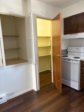 1717 Moore St, Unit 2 in Fremont, OH - Building Photo - Building Photo