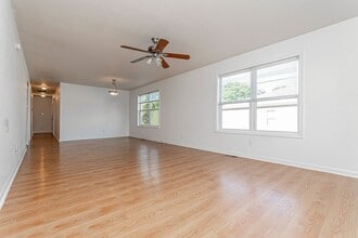 2323 Osprey Ct in Junction City, KS - Building Photo - Building Photo