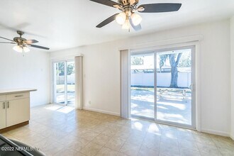 1224 Nipigon Ave N, Unit K-6 Greenbriar Court in Jacksonville, FL - Building Photo - Building Photo