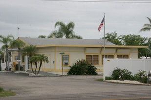 Myakka River RV Resort Apartments