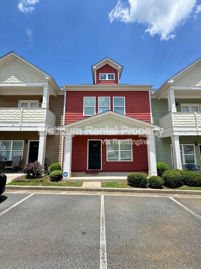 1733 Brookside Lay Cir in Norcross, GA - Building Photo - Building Photo