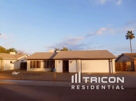 1128 W Hermosa Dr in Tempe, AZ - Building Photo