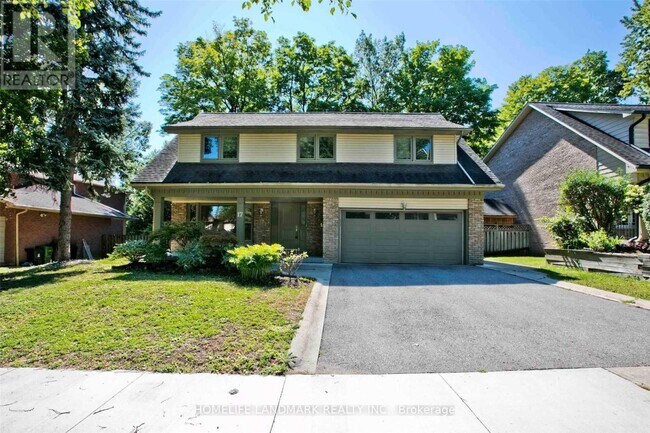 property at 17 Caravan Dr