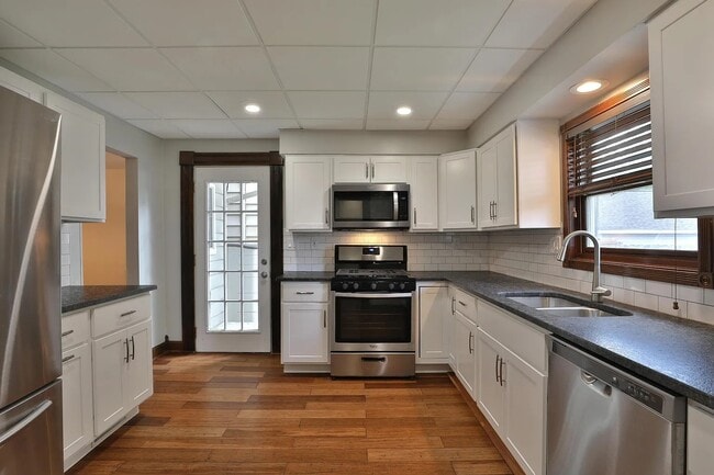 property at 350 W 1st Ave