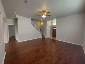 5726 Grosmont Ct in San Antonio, TX - Building Photo - Building Photo