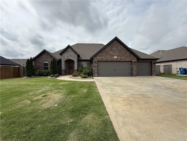 property at 3003 SW Hazelnut Ave