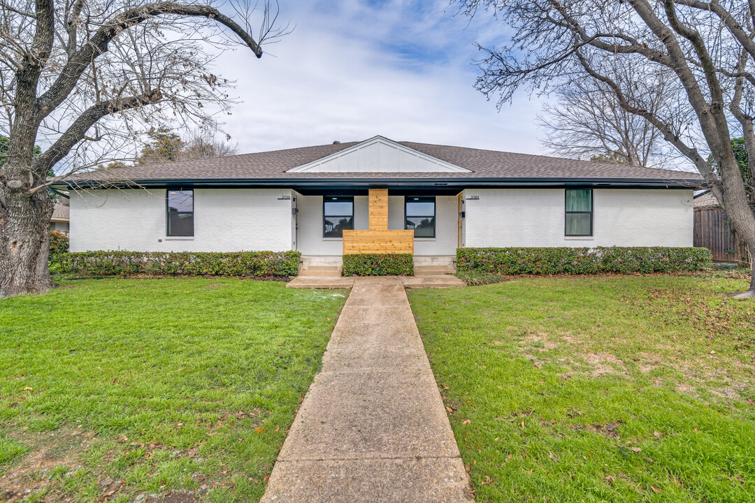 3759 High Vista Dr in Dallas, TX - Building Photo