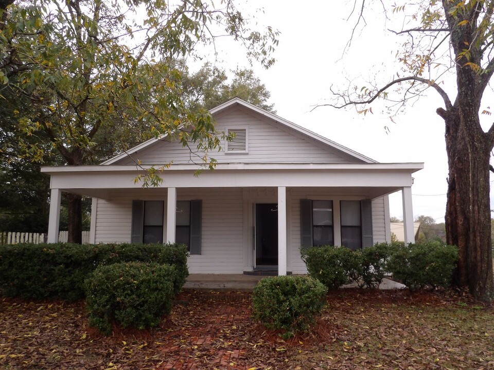 407 N Rawls St in Enterprise, AL - Building Photo