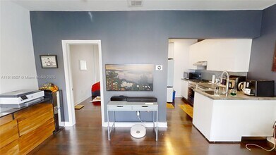 815 Euclid Ave in Miami Beach, FL - Building Photo - Building Photo