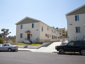 LA PRO I Apartments in Los Angeles, CA - Building Photo - Building Photo