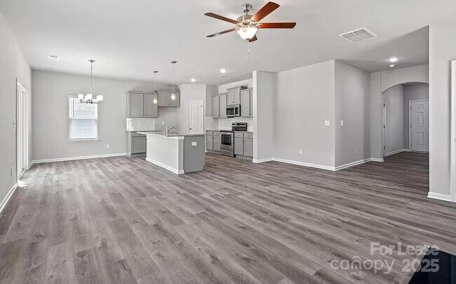 4213 Stoneygreen Ln in Charlotte, NC - Building Photo - Building Photo