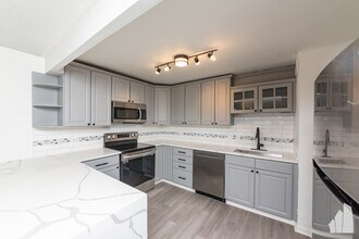 1415 N Dearborn St, Unit 3D in Chicago, IL - Building Photo - Building Photo