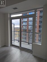 3270 Sheppard Ave E in Toronto, ON - Building Photo - Building Photo
