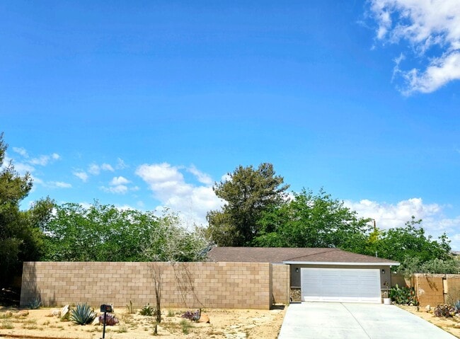 property at 4796 Camarilla Ave