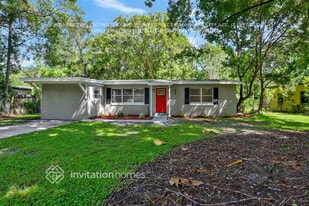 822 Rosalia Dr in Sanford, FL - Building Photo