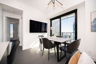 50 Rue de la Montagne in Montréal, QC - Building Photo - Building Photo