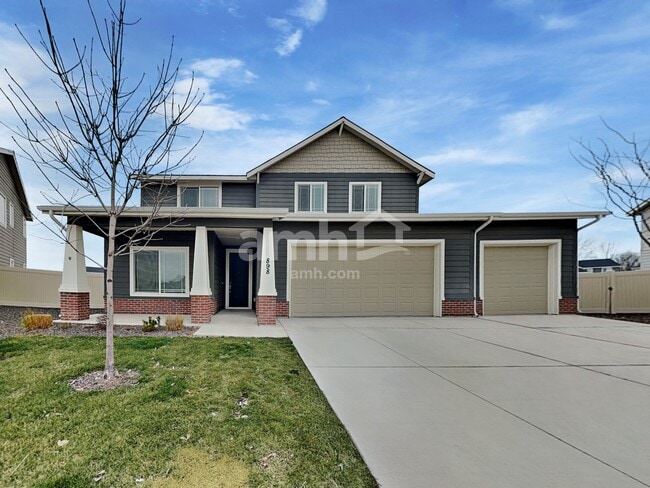 property at 898 N Garnet Creek Ave